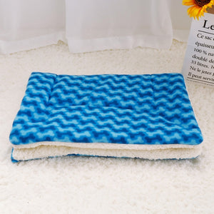 Winter Pet Dog Bed Mat Soft Fleece Puppy Cat Blanket Dog Mattress Beds Warm Sleeping Cushion Kennel For Small Medium Large Dogs